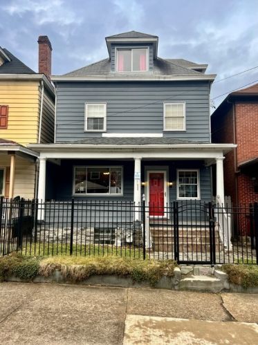 606 Vermont Ave, Glassport, PA 15045-1509