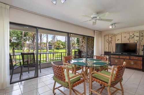 103 Clubhouse Ln, Naples, FL 34105-2948