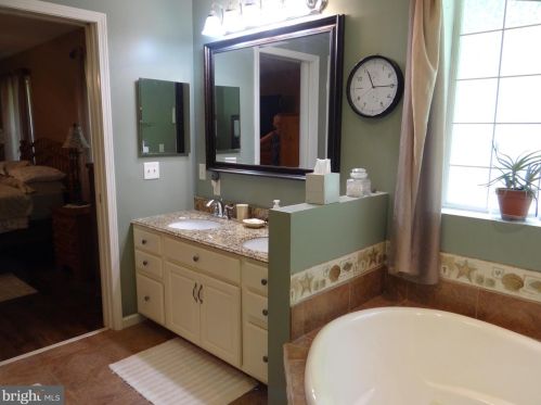 27 Eaton St, Schuylkill Haven PA  17972-1022 exterior