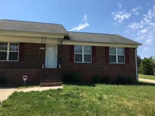 2703 Ralph Johns St, Greensboro NC  27405-4075 exterior