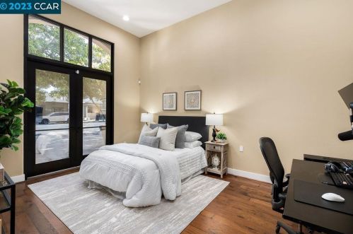 296 1 St, Benicia CA 94510-3553 exterior