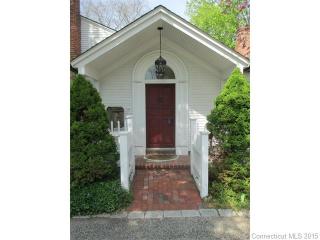 157 Main St, Farmington, CT 06032-2964
