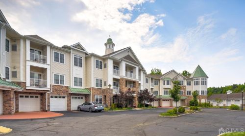 10105 Falston Cir, Old Bridge, NJ 08857-7005