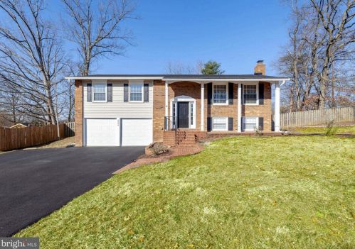 6924 Spur Rd, Springfield, VA 22153-1434
