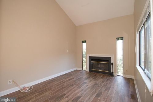 501 Sayre Dr, Princeton NJ  08540-5855 exterior