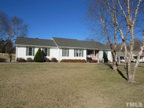 293 Bristol Meadows Rd, Kittrell, NC 27544-9505