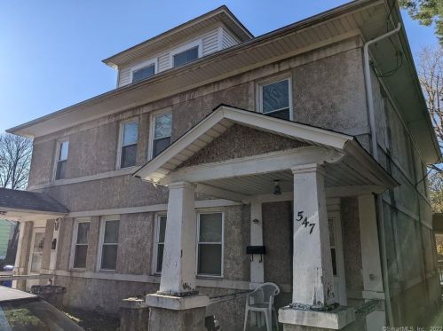 547 Main St, Middletown, CT 06457-2806