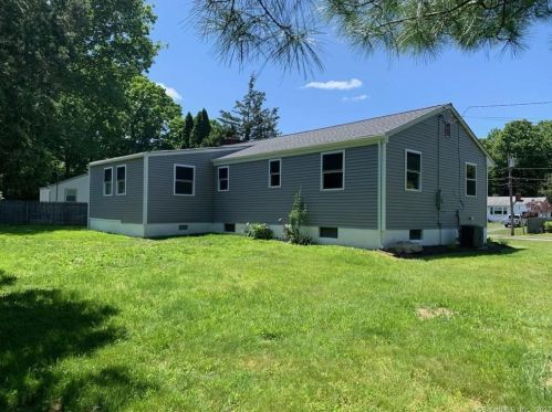 29 Arnold Ln, Norwalk, CT 06853-1902
