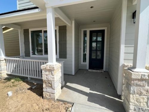 11027 Monument Rd, Morgans Point, TX 77571-9557