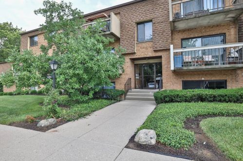5184 Eaglesnest Dr, Cincinnati, OH 45248-8436