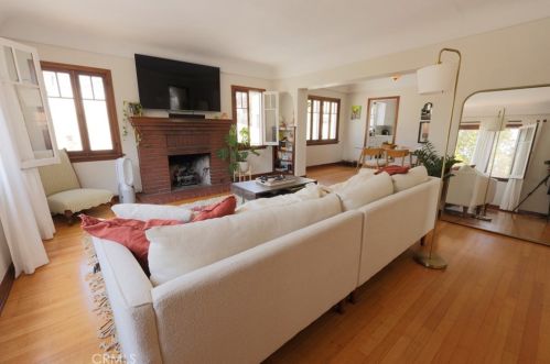 280 Orizaba Ave, Long Beach CA 90814-2453 exterior