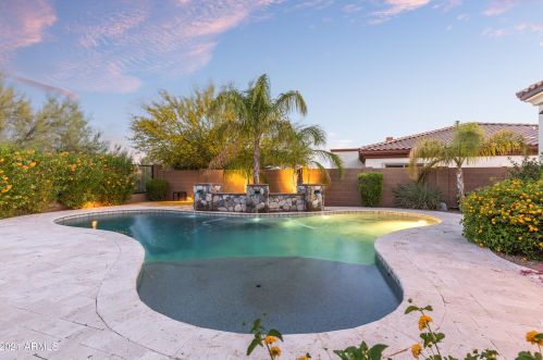 5421 Milton Dr, Cave Creek AZ  85331-2452 exterior