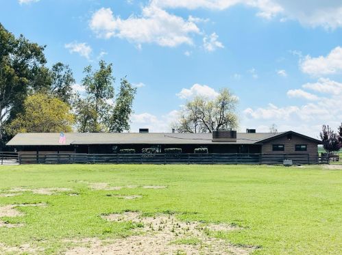 20391 Geer Ave, Hilmar, CA 95324-9722