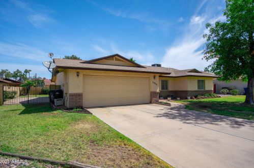 2036 Marilyn Ave, Mesa, AZ 85204-3745