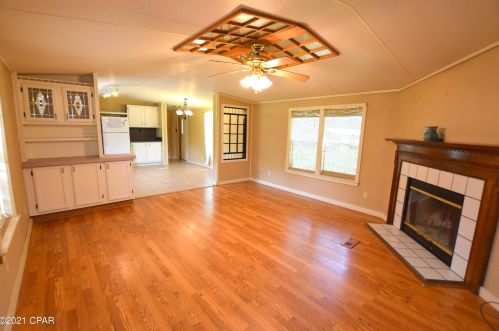 3940 Sparrow Rd, Cottondale, FL 32431-6654