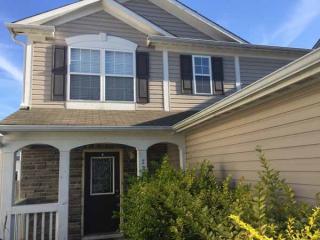 2311 Meadow Bend Dr, Columbus, IN 47201-1426