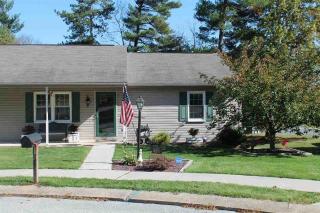 25 Hemlock Ct, Strinestown, PA 17345-9672