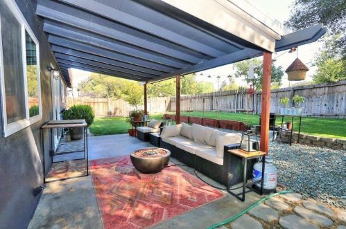 6990 Brayton Ave, Citrus Heights CA  95621-6409 exterior
