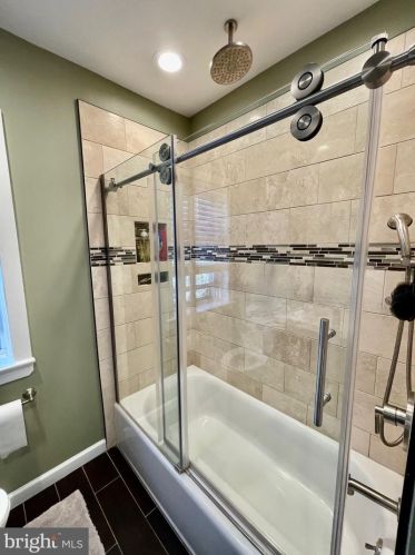 224 Mcclellan Ave, Trenton NJ 08610-6049 exterior