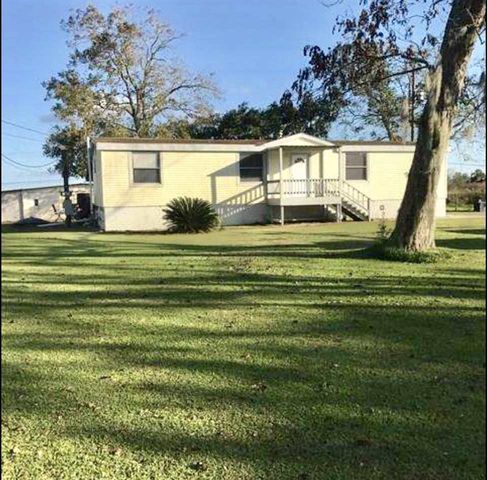 1621 Doctor Beatrous Rd, Theriot, LA 70397-9641