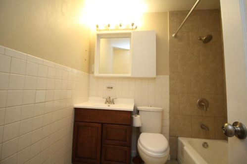 562 Kristine Ln, Franklin OH  45005-2152 exterior