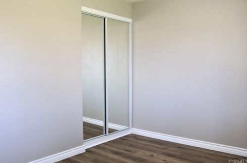 327 Erwin St, Rialto CA  92376-6018 exterior