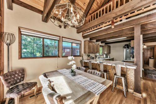 12071 Brookstone Dr, Truckee CA  96161-6217 exterior