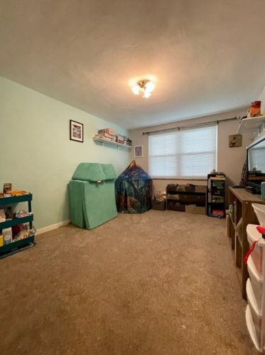 1812 Park Circle Dr, Glenshaw PA  15116-2137 exterior