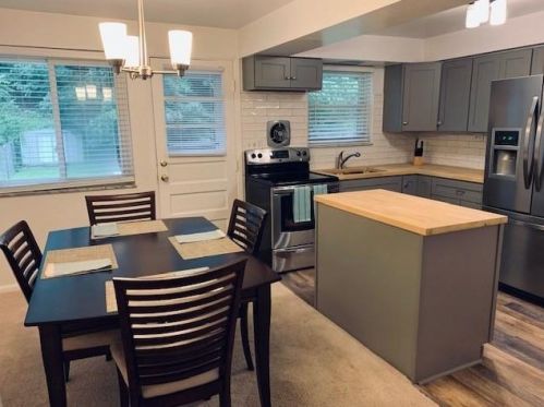 153 Legrande Dr, Pittsburgh, PA 15221-4240