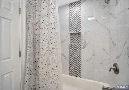 20 Highland Ave, West Milford NJ  07480-3855 exterior