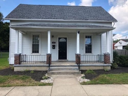 126 2nd St, New Harmony, OH 45176-1316