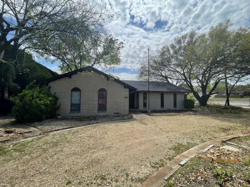 2200 Custer Pkwy, Richardson, TX 75080-2502