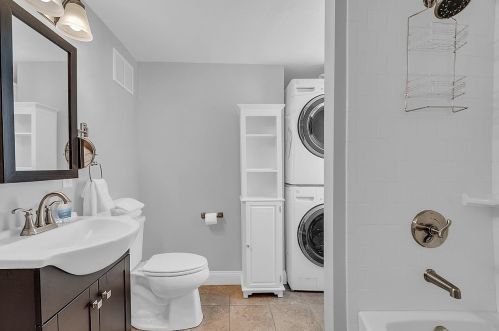 74 Millville St, Salem NH  03079-2620 exterior