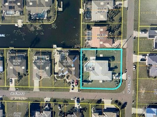 428 12th Ct, Cape Coral, FL 33909-2113
