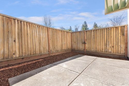 3036 Yulupa Ave, Santa Rosa CA  95405-8648 exterior