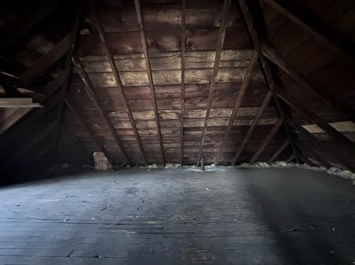 703 Prindle St, Hermitage PA  16146-2756 exterior