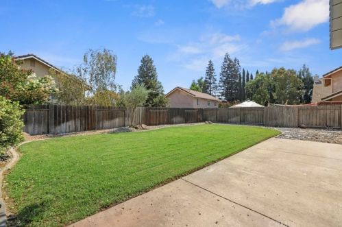 293 Crane Rd, Valley Home CA  95361-8106 exterior