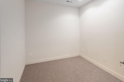 13101 Taverner Loop, Woodbridge VA  22192-5333 exterior