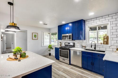 5708 14th St, Phoenix AZ  85014-2317 exterior