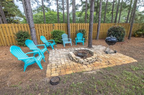 15 Dickens Dr, Freeport FL  32439-2295 exterior