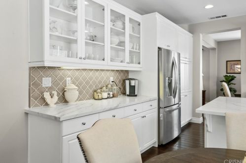 28531 Redwood Canyon Pl, Santa Clarita CA  91390-5723 exterior