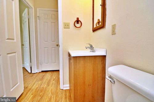 55 Mallard Ct, Charles Town WV  25414-5804 exterior