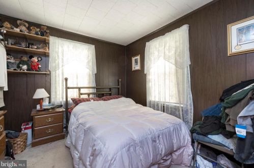 1034 Philadelphia Ave, Gilbertsville PA  19525-9511 exterior