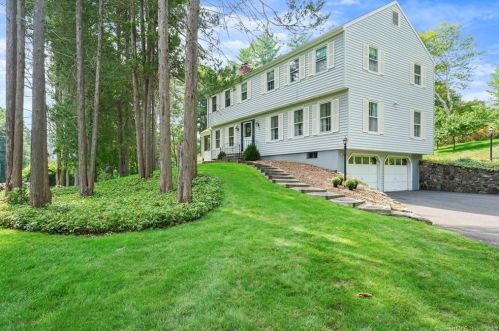 283 Danbury Rd, Ridgefield, CT 06877-3214
