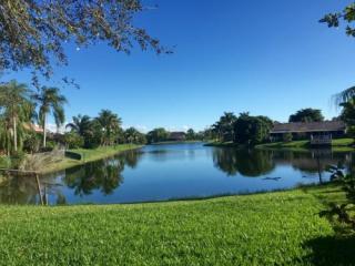 15030 Waterford Dr, Hollywood, FL