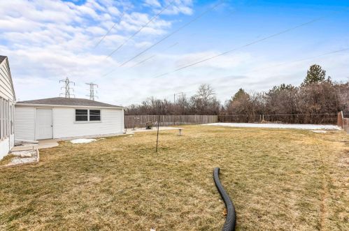 6217 Allerton Ave, Milwaukee WI  53220-3409 exterior