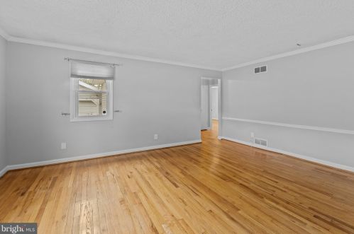 3704 Evelyn Dr, Wilmington, DE 19808-4617