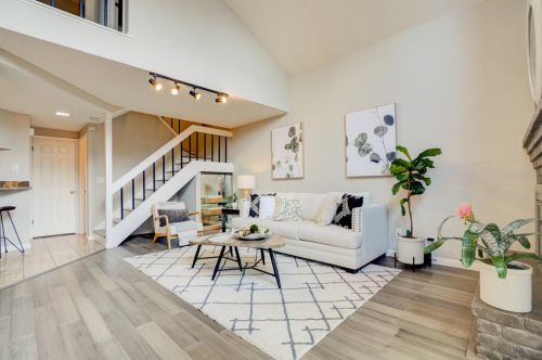 44 Redding Rd, Campbell, CA 95008-6736