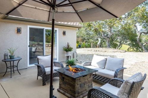 245 Plancha Way, Pismo Beach CA  93420-4611 exterior