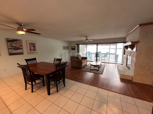 49 Broad St, Titusville, FL 32796-5802
